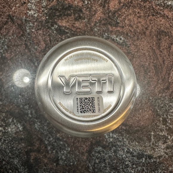 NWT Yeti Stainless Steel Rambler Can Colster for 12oz slim can - Picture 6 of 7